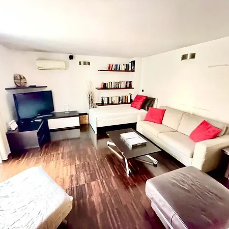 House Murat Con Idromassaggio דירה בארי