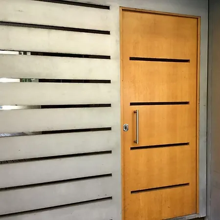 House Murat Con Idromassaggio * Бари